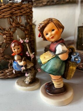 Vintage German Goebel Hand Painted Figurine Set of two Hummel “Bashful” 1971